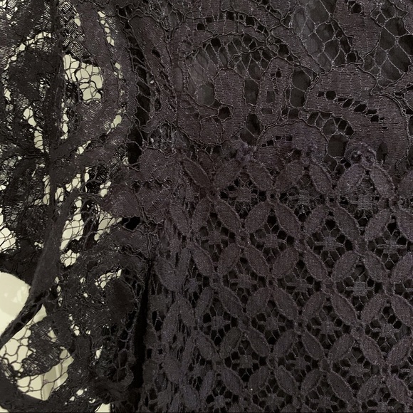 Ann Taylor lace top - Picture 3 of 4